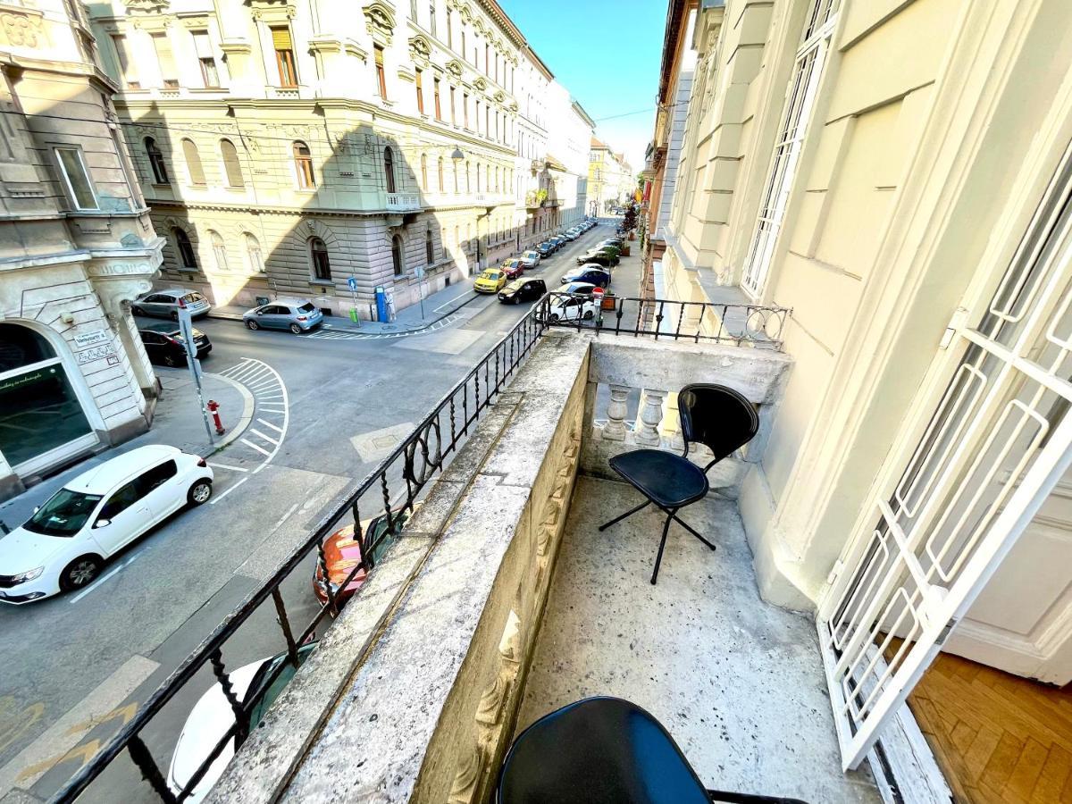 Apartmán Central Vintage Residency - Balcony & Ac